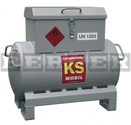 Benzintankstation KS-Mobil mit Handpumpe